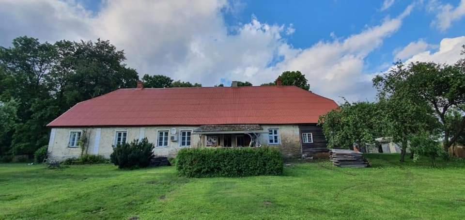 B&B Rando & Kaerdi Juures Oue Lyuganuse Екстериор снимка