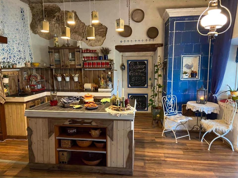 B&B Rando & Kaerdi Juures Oue Lyuganuse Екстериор снимка